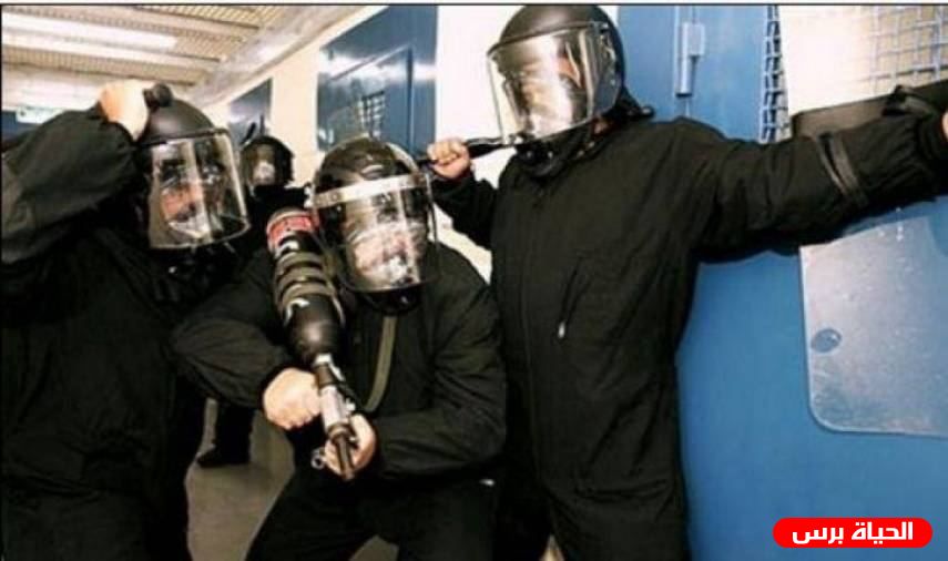 وحدات القمع الاسرائيلية تقتحم غرف الأسرى في سجني ريمون وجلبوع